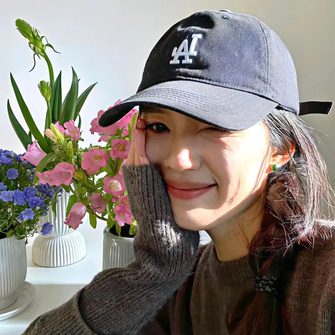 蓝眼睛波利